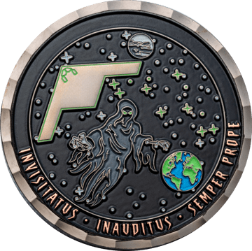 Challenge coin with a flat weave bevel edge