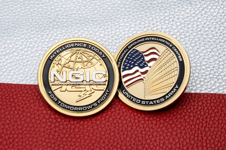 Dual-plated challenge coin